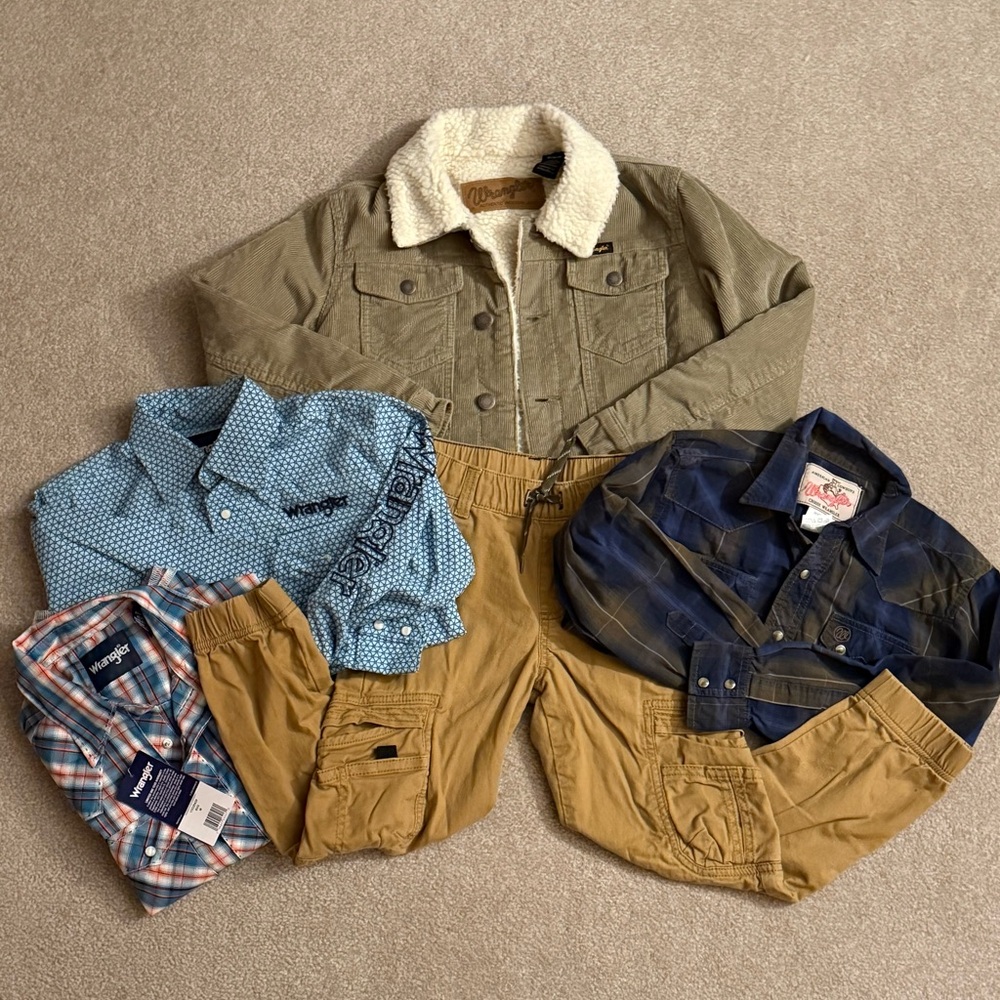 Wrangler corduroy faux Sherpa Lining jacket. Pants. Button shirts